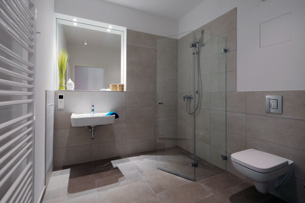 Service-Wohnen mit Einbauküche & Terrasse! - Photo 2