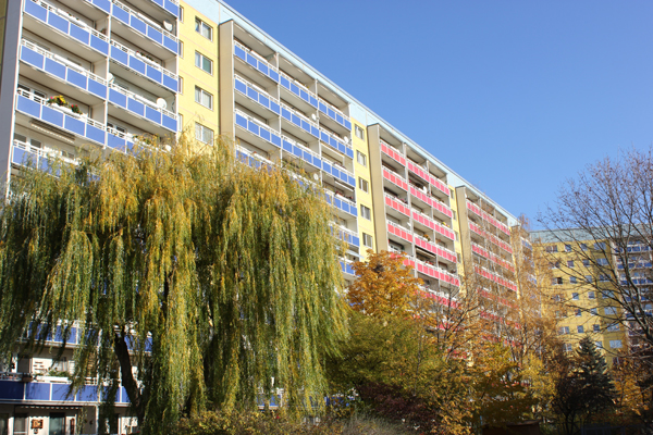 Sonnige Ausblicke auf Grünau! Nur ein Katzensprung zum Allee-Center und zur Grünauer-Welle… - Photo 2