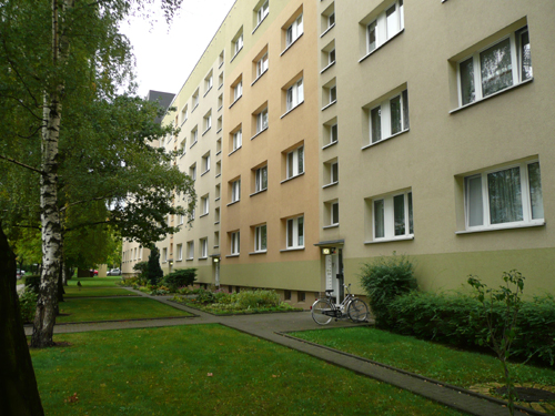 Einzug ab 15.01.2027 möglich. SONNIGER FRÜHSTÜCKSPLATZ IM GRÜNEN! - Foto 3