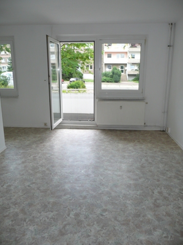 Singlewohnung mit Einbauküche und Balkon! - Photo 1