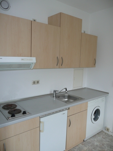 Singlewohnung mit Einbauküche und Balkon! - Photo 2